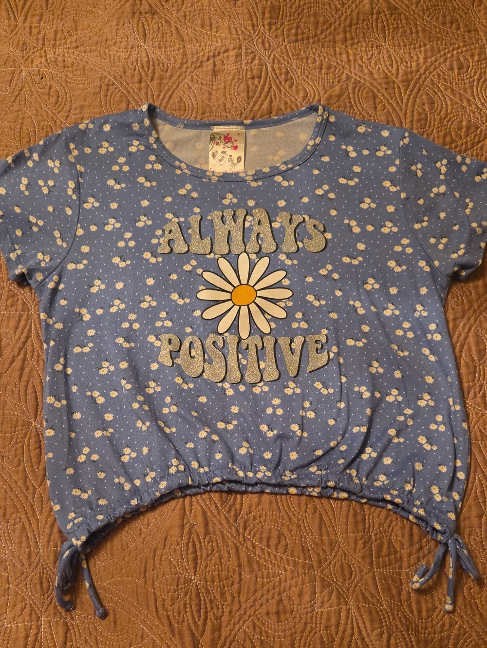 Jenna & Jessie "Always Positive" Girls' Blue Daisy Crop Tie-Hem Tee